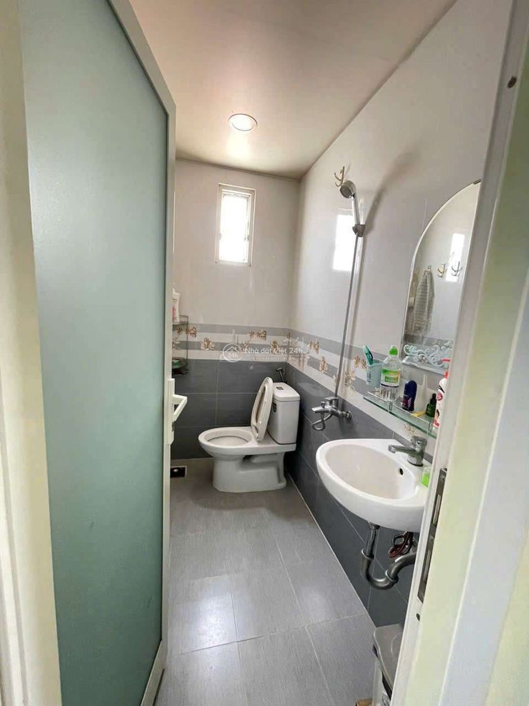  HẠ CHỈ CÒN 4.9 TỶ – NHÀ 4 TẦNG, 5 PHÒNG NGỦ 