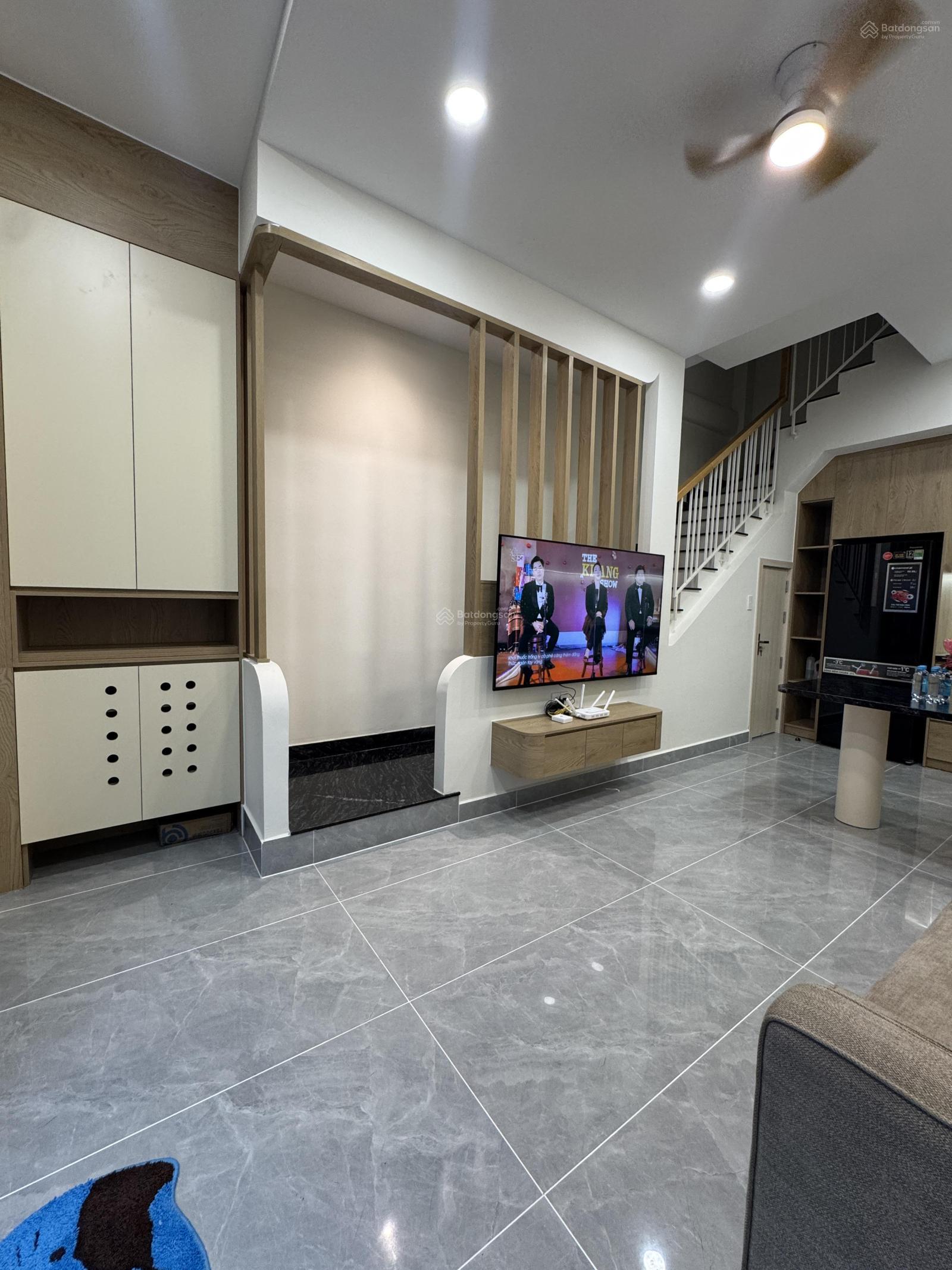 Sốc thật! Nhà mới 4 tầng 104m2 sàn khu Lữ Gia full nội thất cao cấp chỉ 5,68 tỷ!